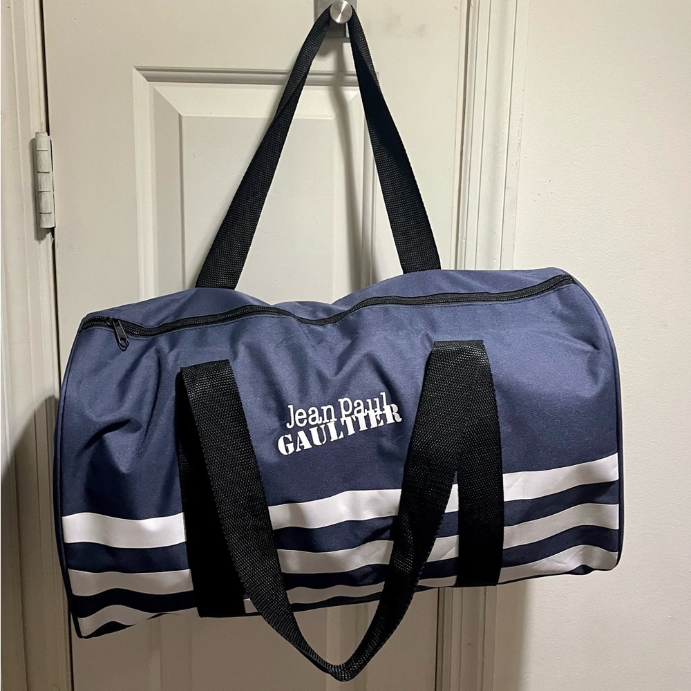 NWOT Jean Paul Gaultier duffel bag. Unisex - Picture 3 of 12